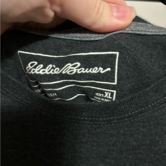 Eddie Bauer Pocket Tee - Picture 3 of 3
